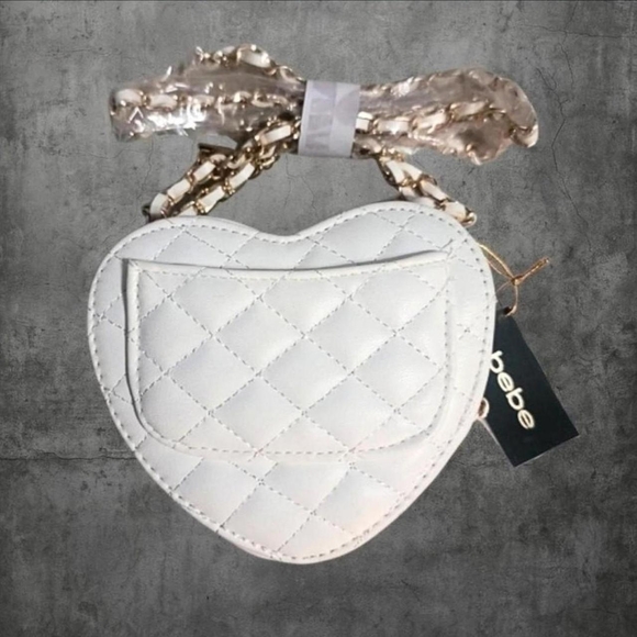 🤍 Bebe White Quilted Heart Crossbody Bag — Mini — Y2K / Coquette - Picture 2 of 3